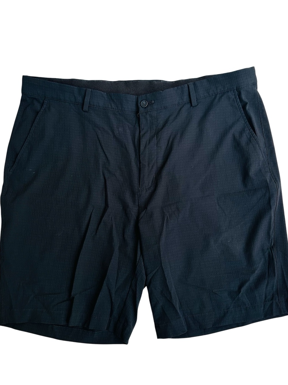 Men’s Greg Norman Golf Shorts Size 40